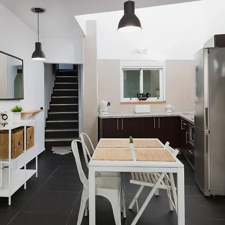 Apartamentos Malaga Center Apartment