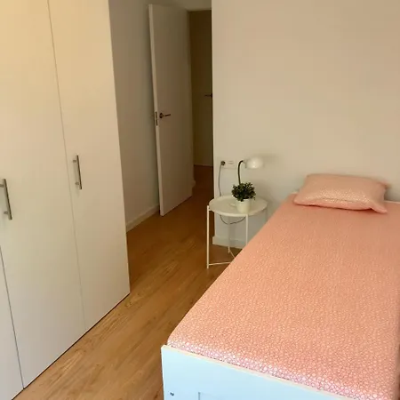 Apartamentos Malaga Center *